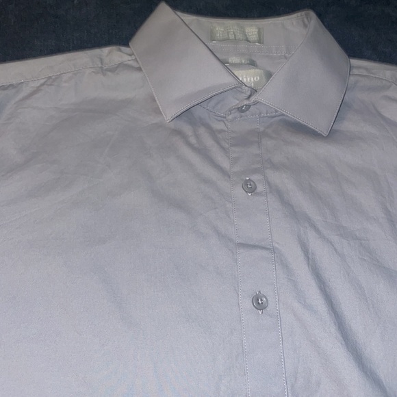 Platino Slim Fit Gray Button Down Shirt Size Medium - Picture 3 of 3